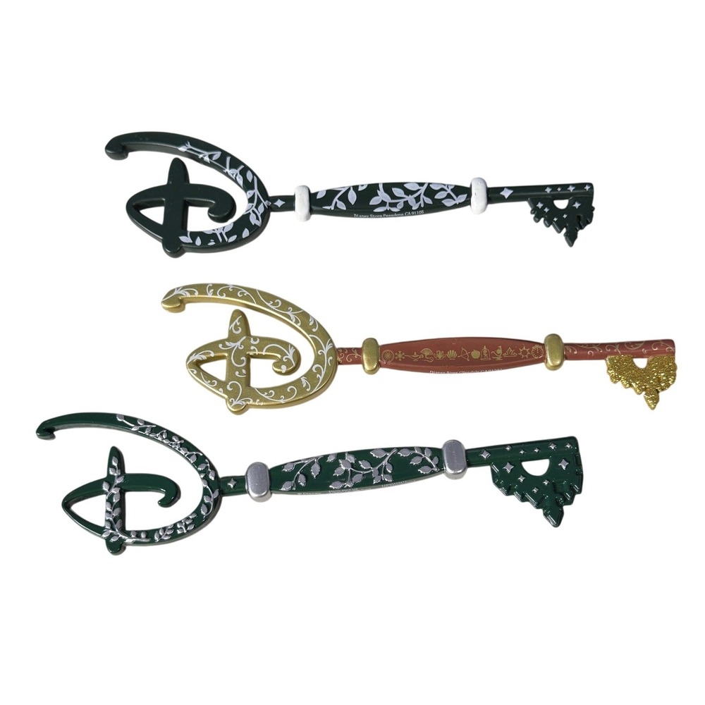 Disney Store Collectible Key Set 3pc Princess Winter Holiday Disney Green Gold